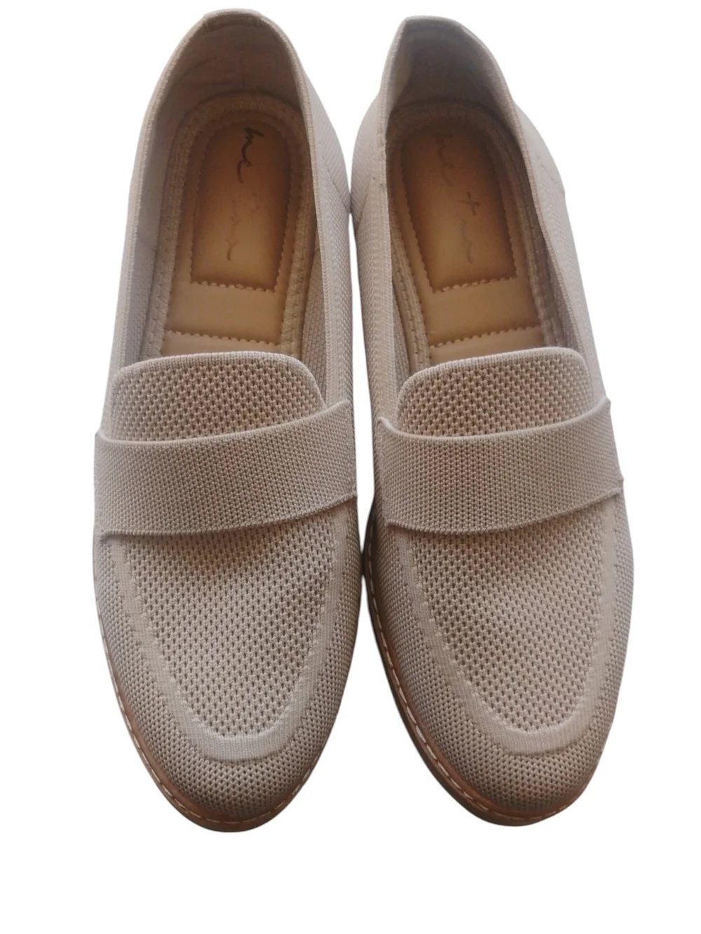 Women's Casual Barrett Me Too Loafer Beige Sz 7  (1  1/4 Inch Platform Heel) - Picture 4 of 11